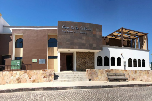 Cultural Arts Center Casa de la Cultura